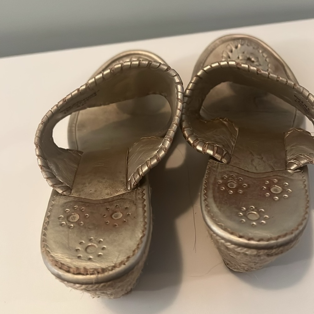 Platinum wedge-heeled Jack Rogers sandals - Picture 6 of 6